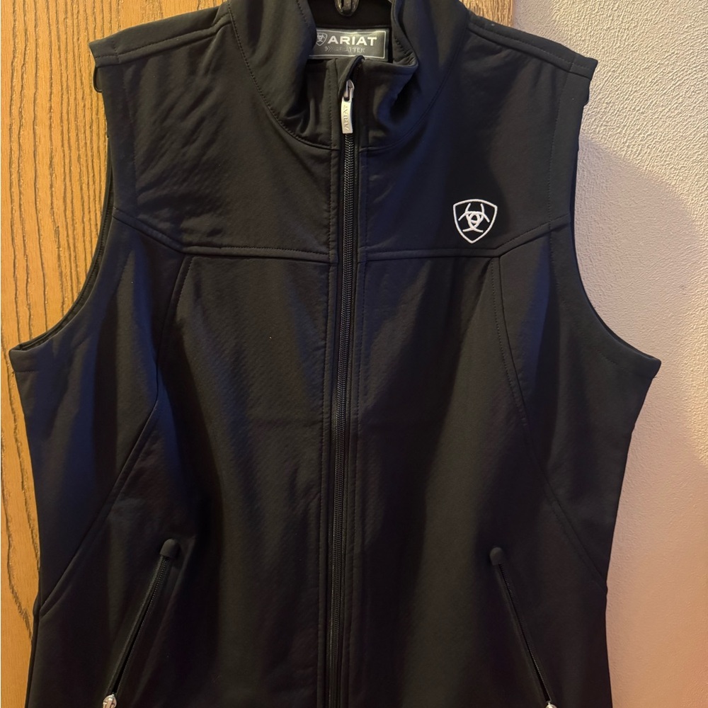 Ariat Women's Sleek Black Vest